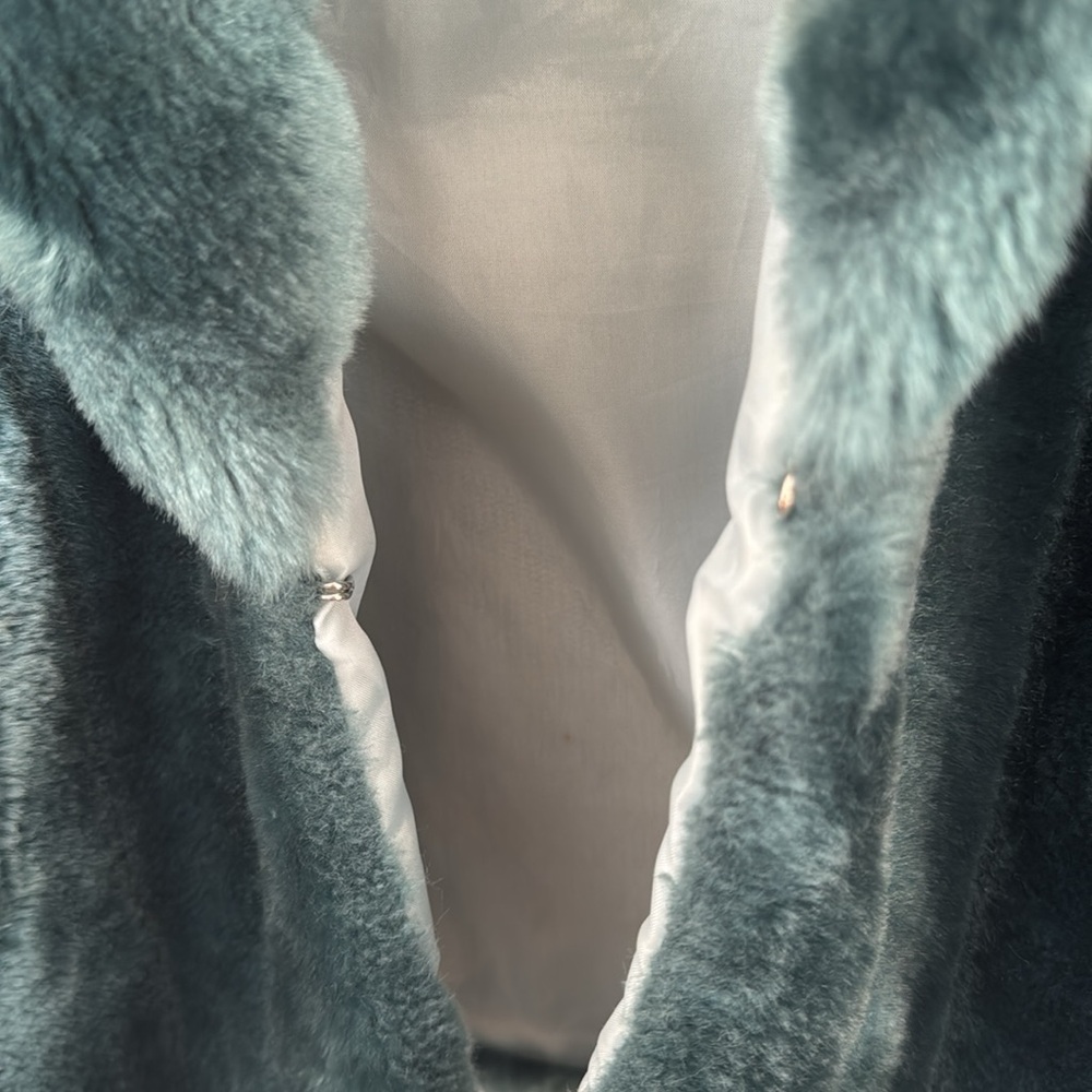 Final Touch Vintage faux fur cropped jacket - Picture 4 of 7